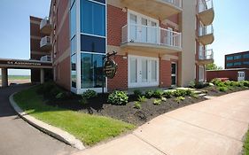 Premiere Suites Moncton